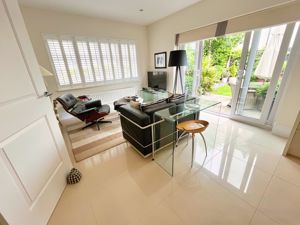 Photo 4- click for photo gallery